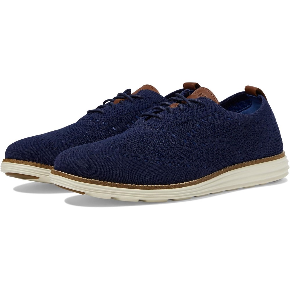 Cole Haan® (Men's 8 M) Original Grand Stitchlite™ Wingtip Oxford in Navy/Ivory